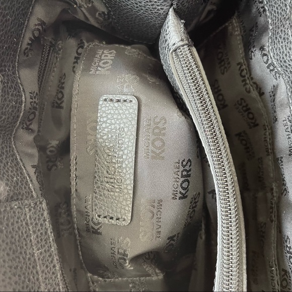 Michael Kors Black Bag - Picture 5 of 10